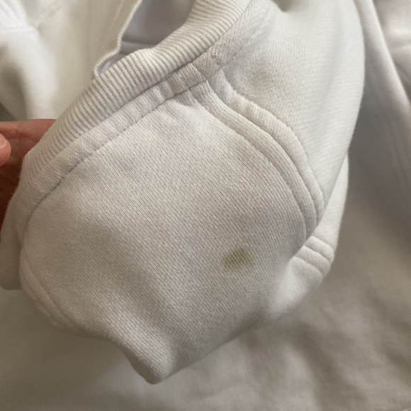 White Lululemon Hoodie with phone pocket - Picture 3 of 4